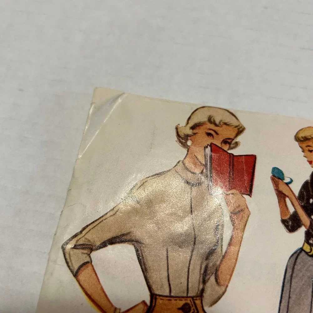 McCalls Vintage 1950's Pattern #9392 Skirt with Belt‎ Size 30 Waist